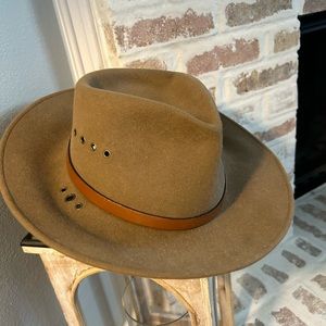 Men's hat